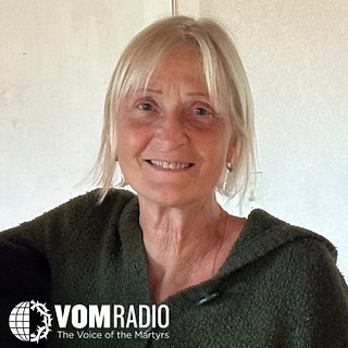 HOSTAGE'S WIFE: "Look for the Promises of God and Pray"