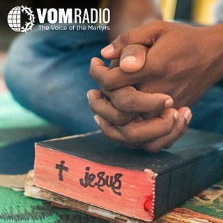 Going Back to the Bible, Sri Lankan Christian Shares Gospel with Buddhists