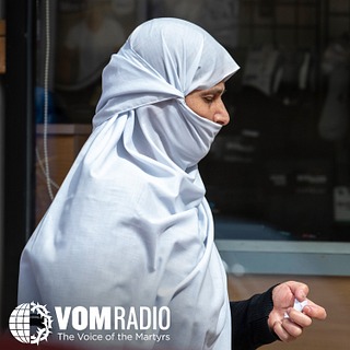 MIDDLE EAST: Healings, Dreams & God's Love Drawing Refugees to Christ